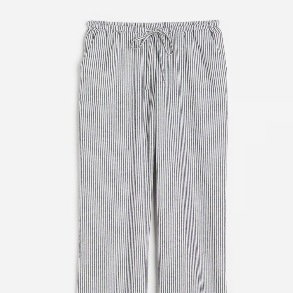 White and blue striped linen pants
